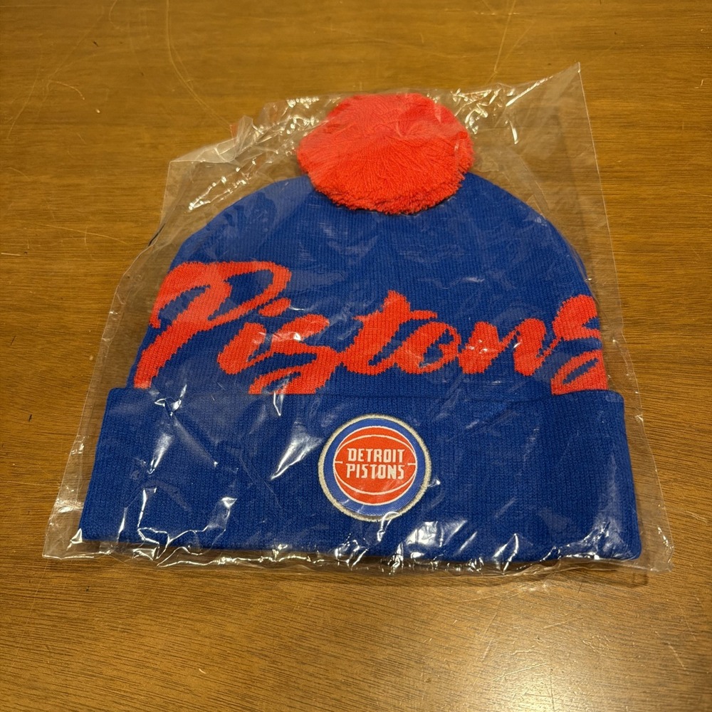 Detroit Pistons Logo MotorCity Casino Knit Cuffed Pom Beanie Winter Hat Blue New